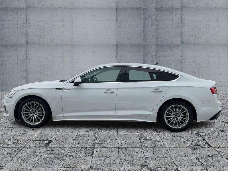 Gebraucht Audi A5 Sportback Advanced 204 PS (150 kW) 2022 Ibisweiß Kleinwagen