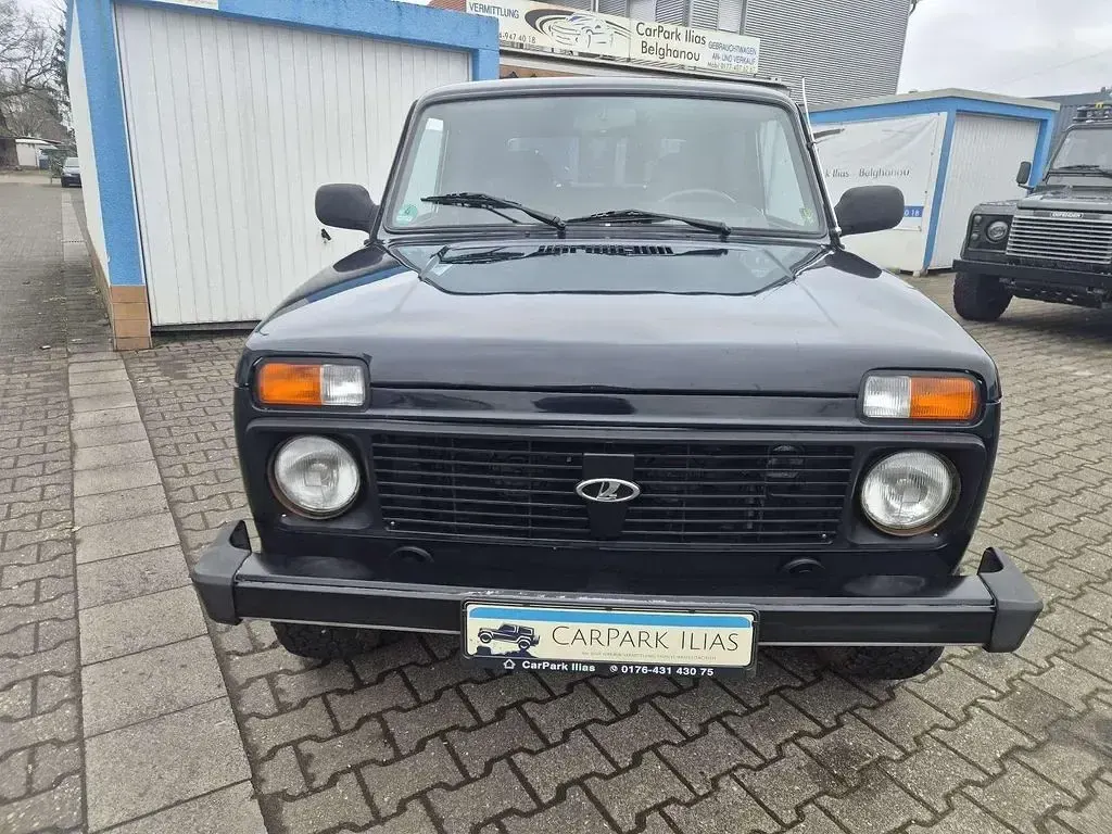 Second-hand Lada niva 83 CP (61 kW) 2014 Verde SUV