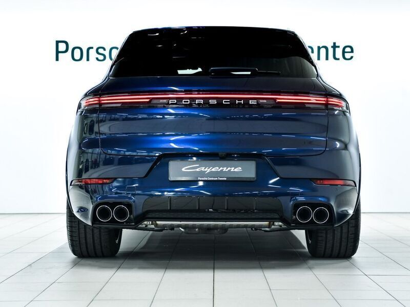 Gebraucht Porsche Cayenne 470 PS (345 kW) 2025 Blau SUV