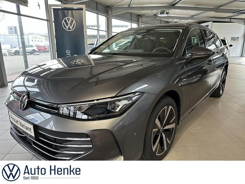 Neu VW Passat Business 150 PS (110 kW) 2025 Grau Limousine