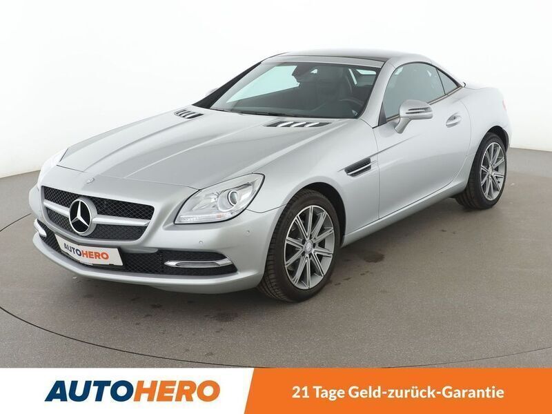 Silber Gebraucht 2014 Mercedes SLK200 Cabrio | 23.590 € (Fairer Preis) - Bild 1/3