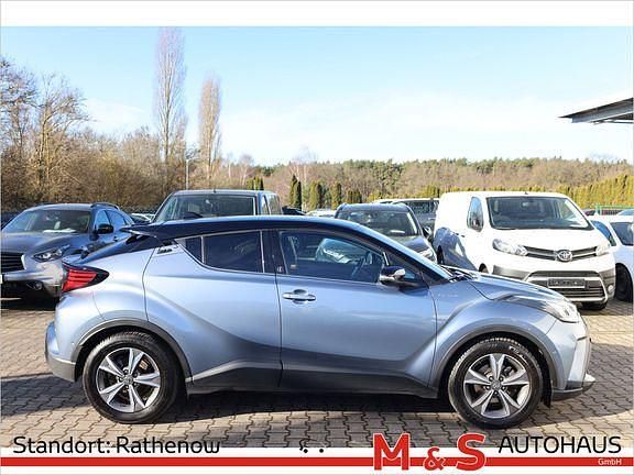 Gebraucht Toyota C-HR+ Plus 184 PS (135 kW) 2019 Sodalithblau metallic / dach schwarz