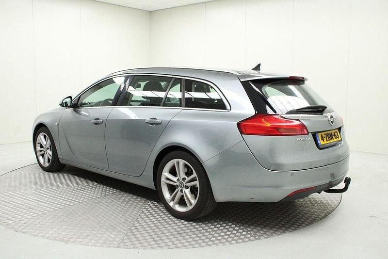 Gebraucht Opel Insignia Cosmo 131 PS (96 kW) 2011 Grau Kombi
