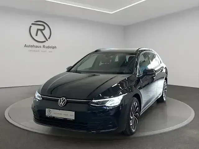 Gebraucht VW Golf VIII Life 2022 Schwarz Kombi