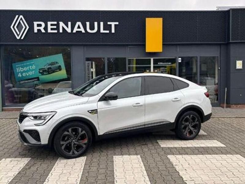 Univers weiss (metallic) Gebraucht 2022 Renault Arkana R.S. SUV | 22.990 € (Fairer Preis) - Bild 1/4