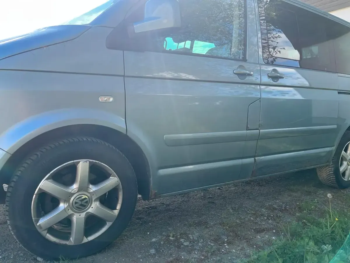 Gebraucht VW T5 131 PS (96 kW) 2007 Blau Van