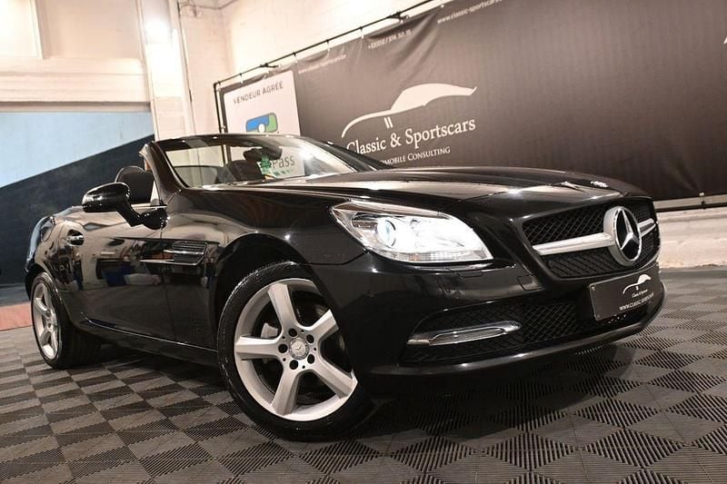 Gebraucht Mercedes SLK200 184 PS (135 kW) 2015 Schwarz Cabrio