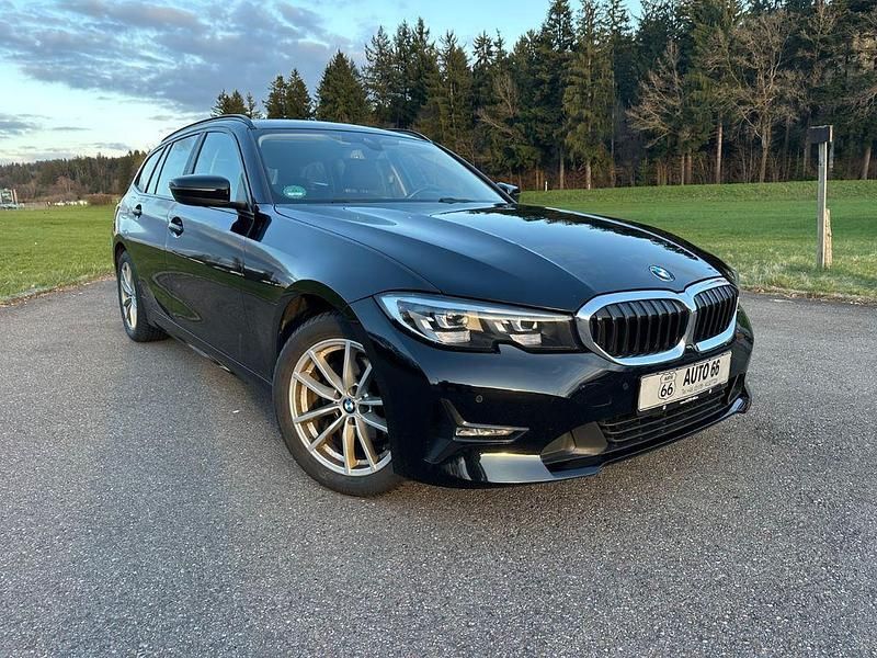 Gebraucht BMW 320 Advantage 190 PS (139 kW) 2020 Schwarz Kombi
