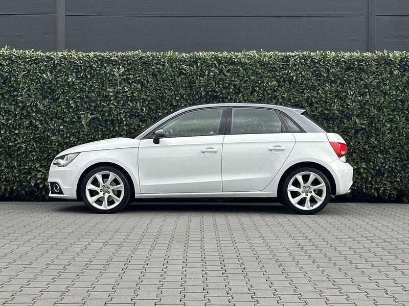Gebraucht Audi A1 Sportback S-Line 122 PS (89 kW) 2012 Weiß Kleinwagen