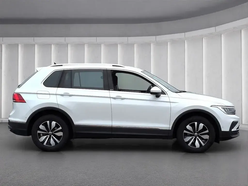 Gebraucht VW Tiguan R 150 PS (110 kW) 2024 Weiß SUV