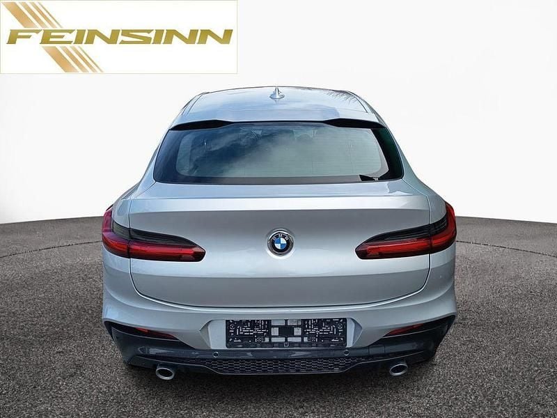 Gebraucht BMW X4 M Sport 190 PS (139 kW) 2021 Silber SUV