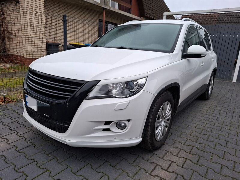 Weiß Gebraucht 2010 VW Tiguan Team SUV | 7.800 € (Fairer Preis) - Bild 1/4