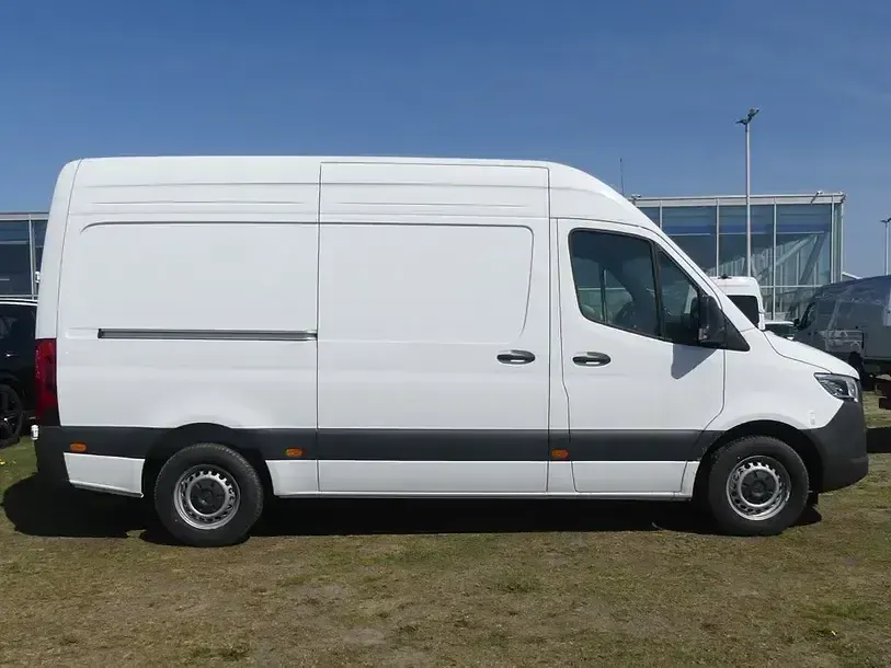 Neu Mercedes Sprinter 170 PS (125 kW) 2026 Weiß Van