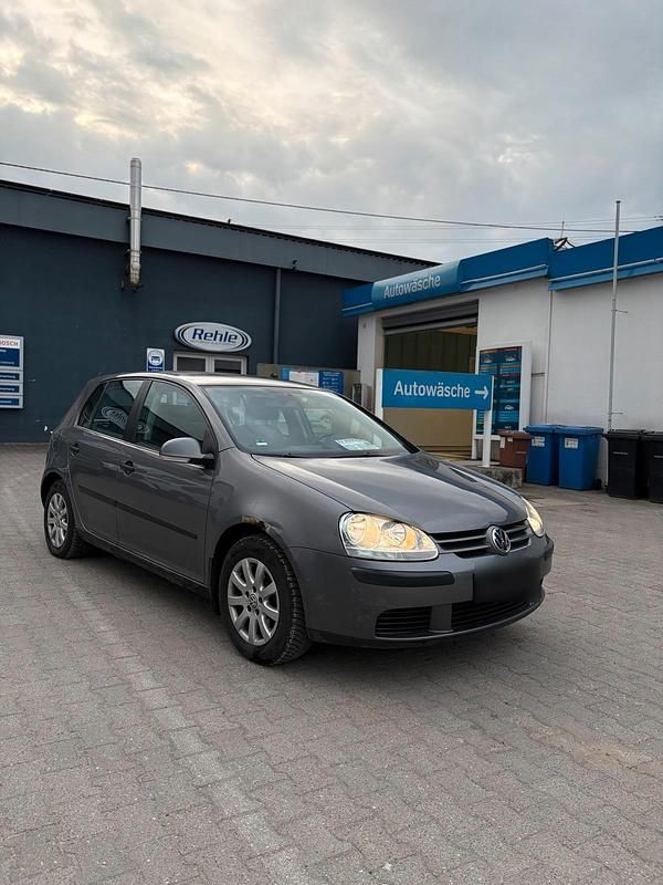 Gebraucht VW Golf V 90 PS (66 kW) 2005 Grau Kleinwagen