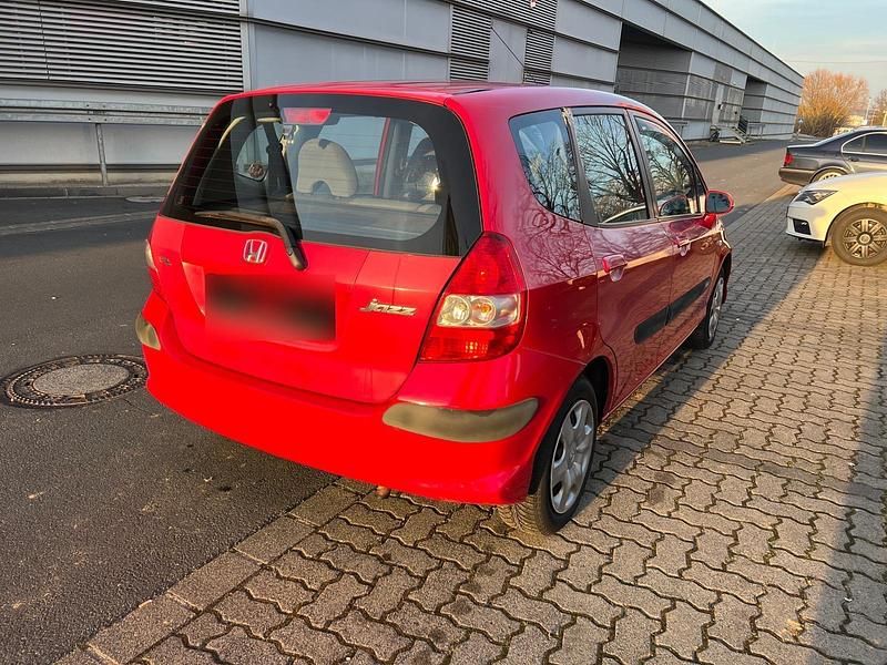 Gebraucht Honda Jazz 77 PS (56 kW) 2006 Rot Kleinwagen