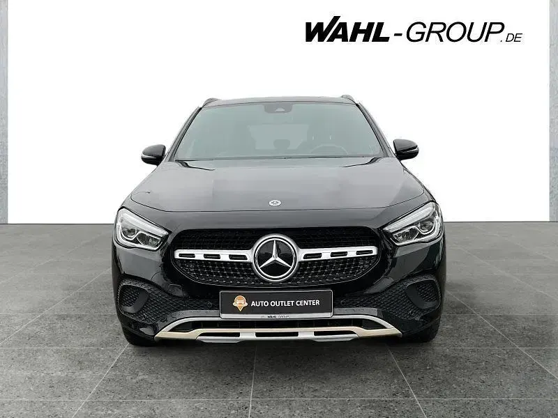 Gebraucht Mercedes GLA250 Style 217 PS (159 kW) 2021 Schwarz SUV