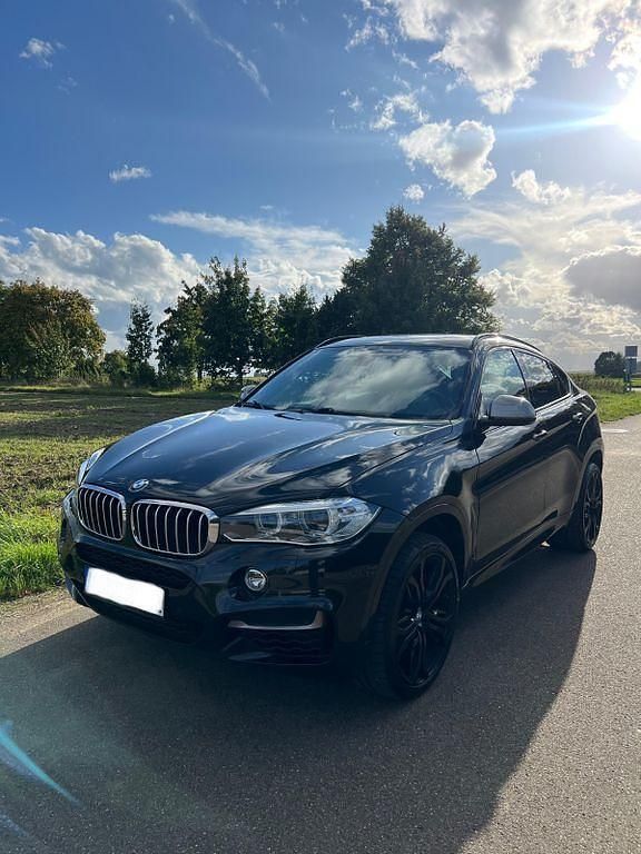 Schwarz Gebraucht 2015 BMW X6 M50 Performance SUV | 24.999 € (Fairer Preis) - Bild 1/4