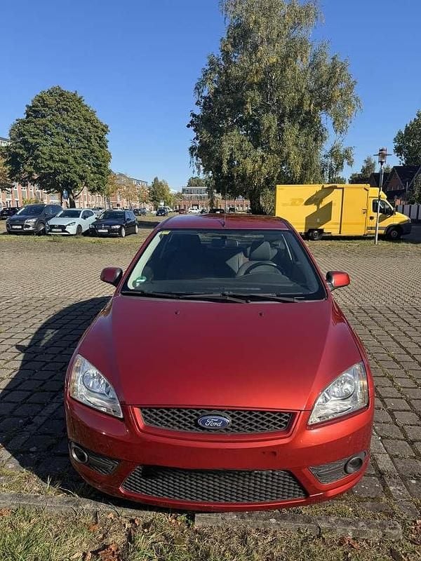 Gebraucht 2007 Ford Focus Fun X Coupé | 3.450 € (Teuer) - Bild 1/4