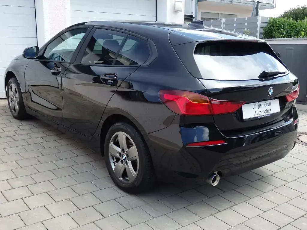 Gebraucht BMW 116 109 PS (80 kW) 2023 Schwarz Kleinwagen