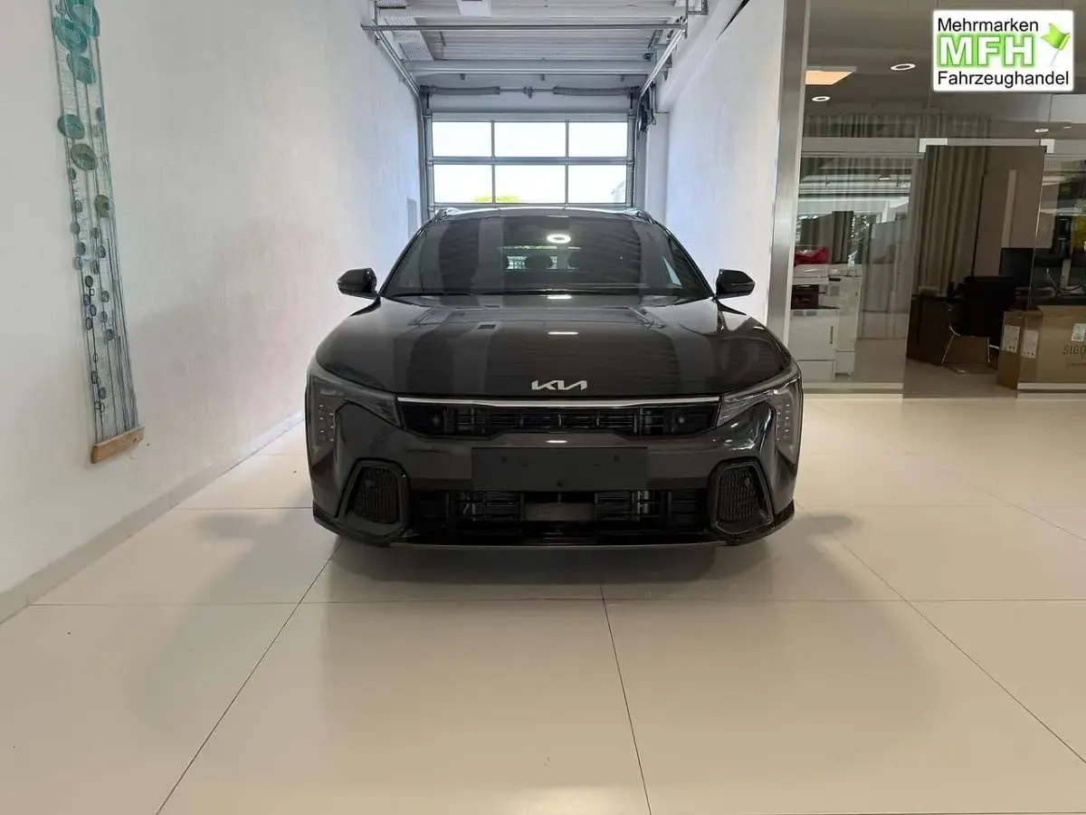 Neu Kia K4 GT-Line 150 PS (110 kW) 2026 (ag9) interstellar gray Limousine