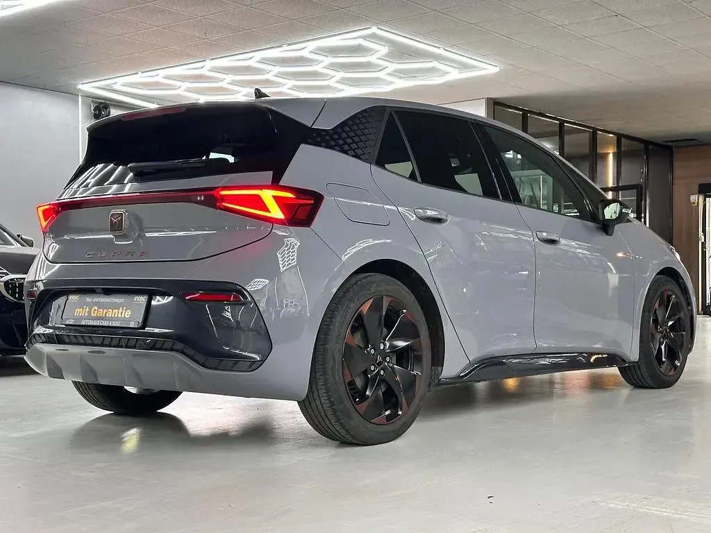 Gebraucht Cupra Born 150 kW (204 PS) 2024 Grau Kleinwagen
