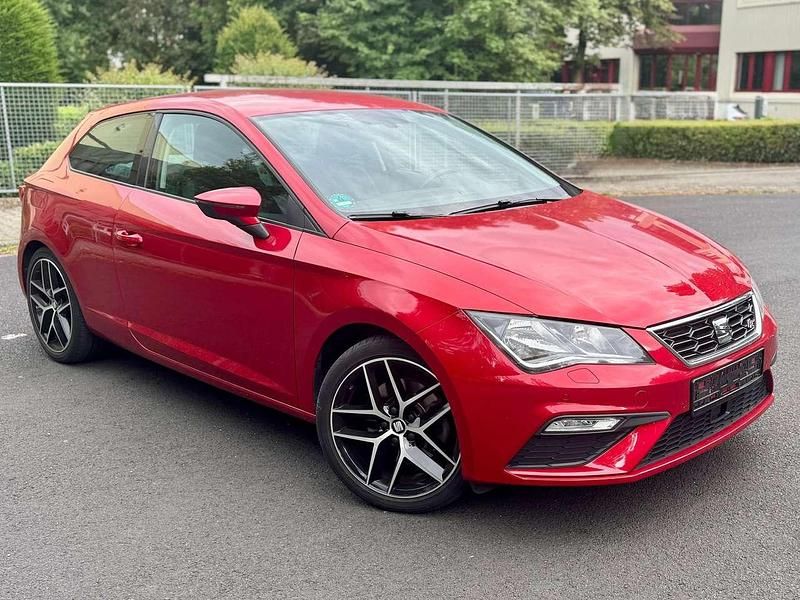 Rot Gebraucht 2018 Seat Leon SC Beats Kleinwagen | 16.900 € - Bild 1/4