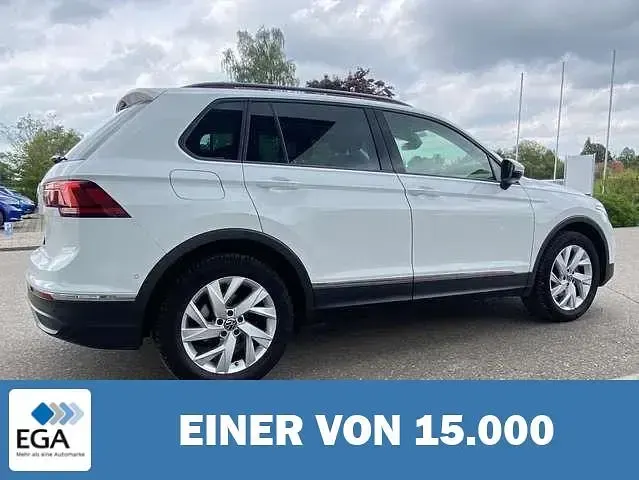 Gebraucht VW Tiguan Life 131 PS (96 kW) 2022 Weiß SUV