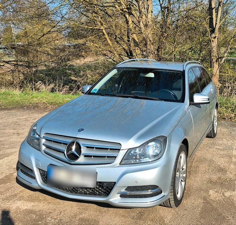 Gebraucht Mercedes C220 170 PS (125 kW) 2014 Silber Kombi