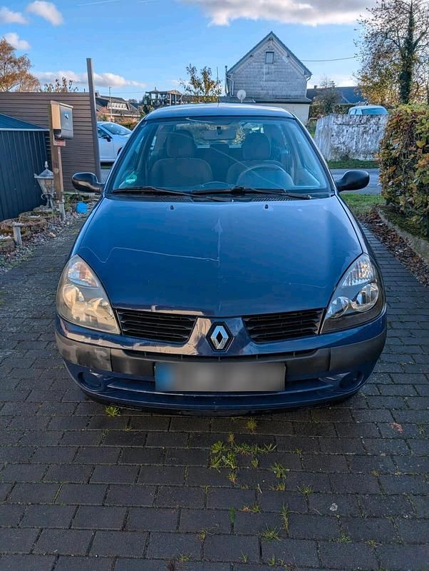 Gebraucht Renault Clio II 60 PS (44 kW) 2004 Blau Kleinwagen