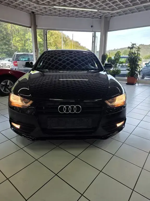 Gebraucht Audi A4 S-Line 204 PS (150 kW) 2013 Schwarz Kombi