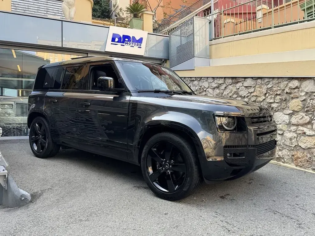Gebraucht Land Rover Defender 525 PS (386 kW) 2023 Grau SUV