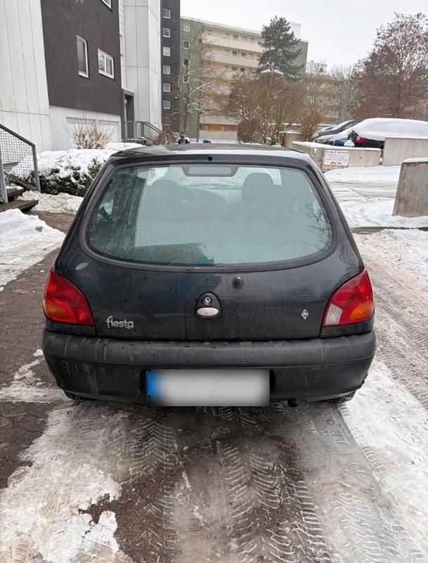 Gebraucht Ford Fiesta 60 PS (44 kW) 2001 Schwarz Kleinwagen
