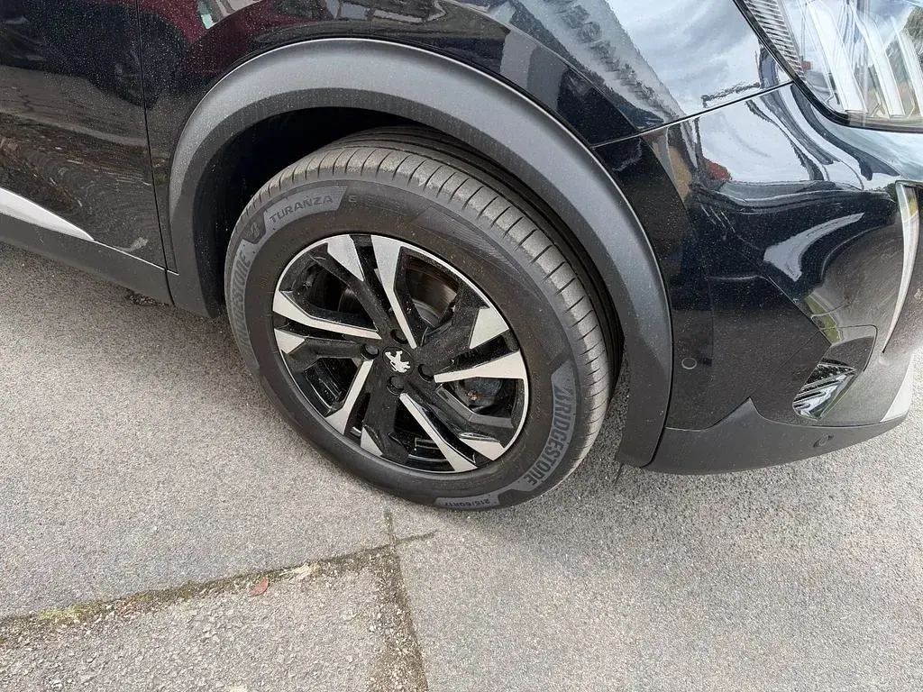 Gebraucht Peugeot 2008 GT 100 kW (136 PS) 2022 Perlaneraschwarz SUV