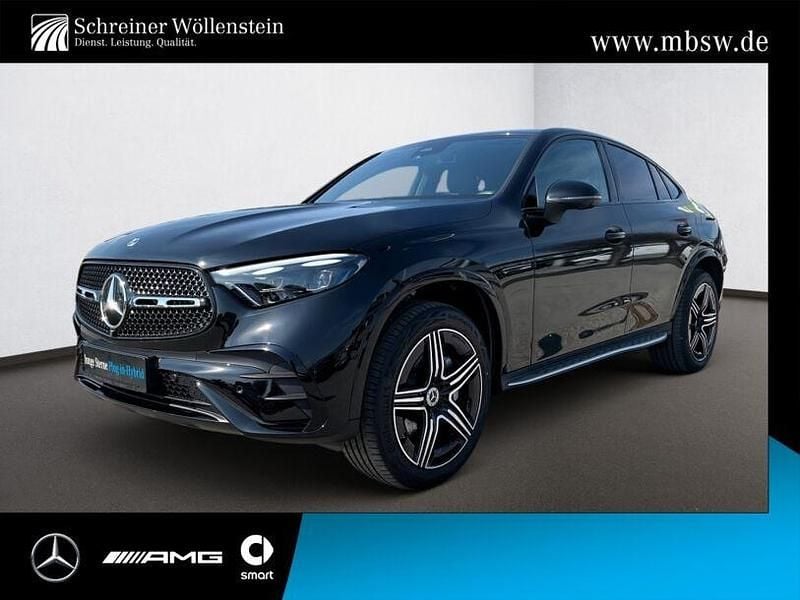 Gebraucht Mercedes GLC300e AMG 313 PS (230 kW) 2024 Metalliclack obsidianschwarz Coupé