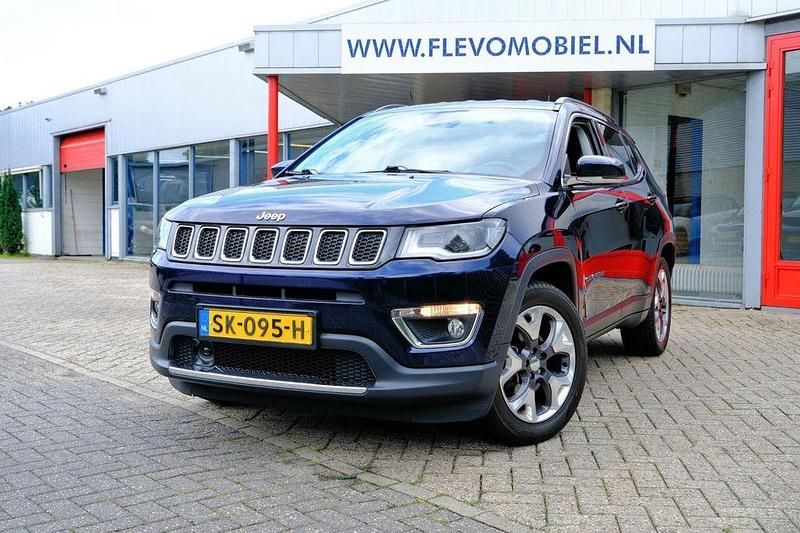 Blau Gebraucht 2018 Jeep Compass Opening Edition SUV | 13.650 € (Fairer Preis) - Bild 1/4