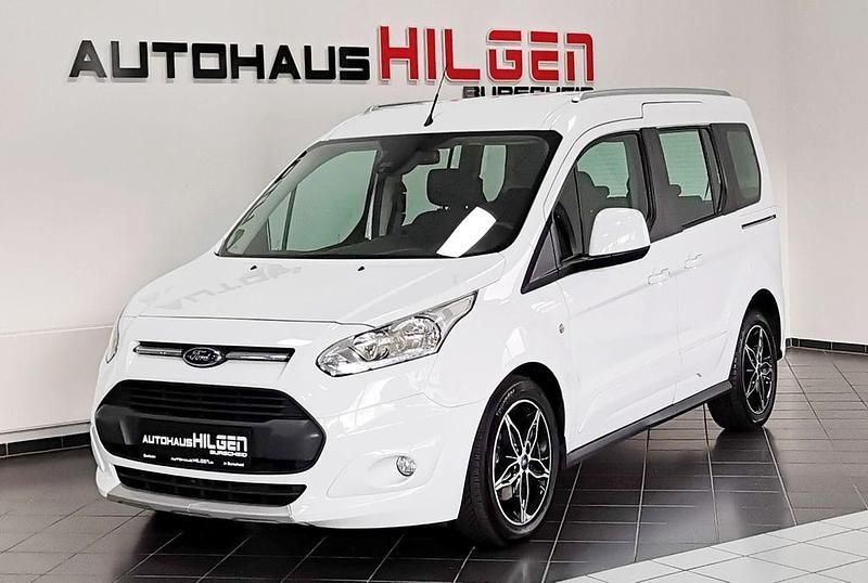 Weiß Gebraucht 2017 Ford Tourneo Connect Van / Kleinbus | 10.950 € (Guter Preis) - Bild 1/4