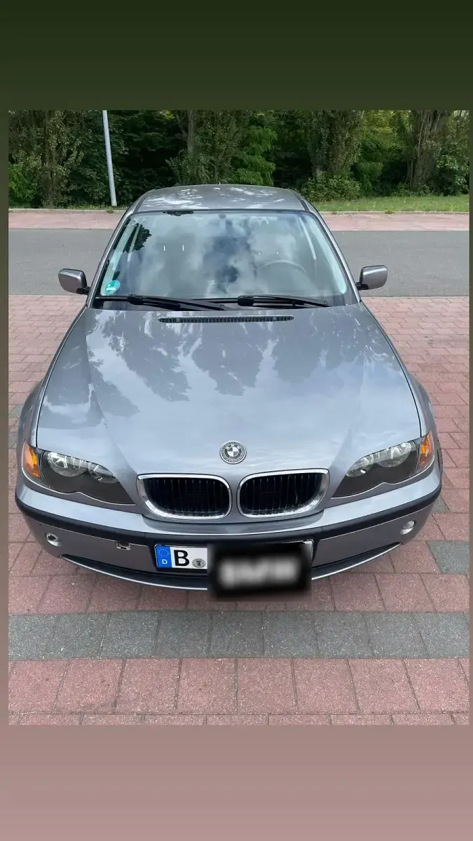 Gebraucht BMW 320 150 PS (110 kW) 2004 Grau Limousine