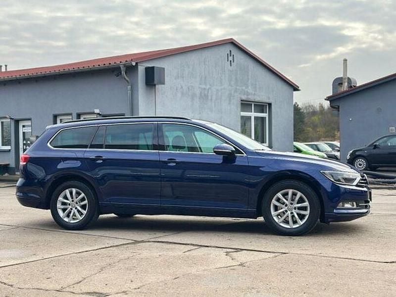 Usado VW Passat 206 HP (151 kW) 2017 Azul Carrinha
