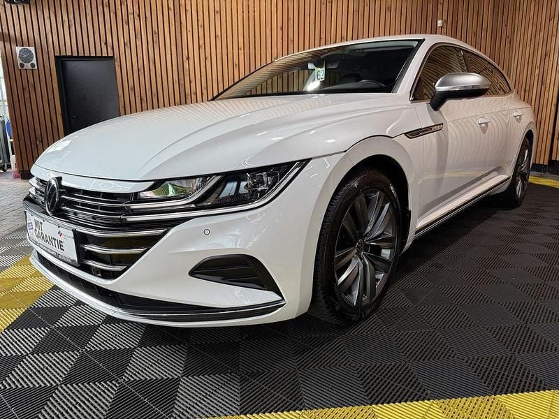 Weiß Gebraucht 2024 VW Arteon Limousine | 31.990 € (Guter Preis) - Bild 1/4