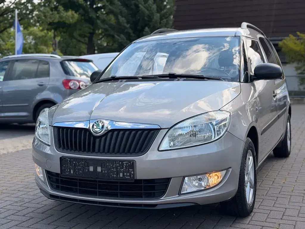 Gebraucht Skoda Roomster Plus Edition 86 PS (63 kW) 2011 Beige Van / Kleinbus