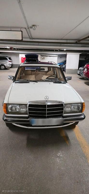 Weiß Gebraucht 1981 Mercedes E280 Kombi | 15.000 € - Bild 1/4