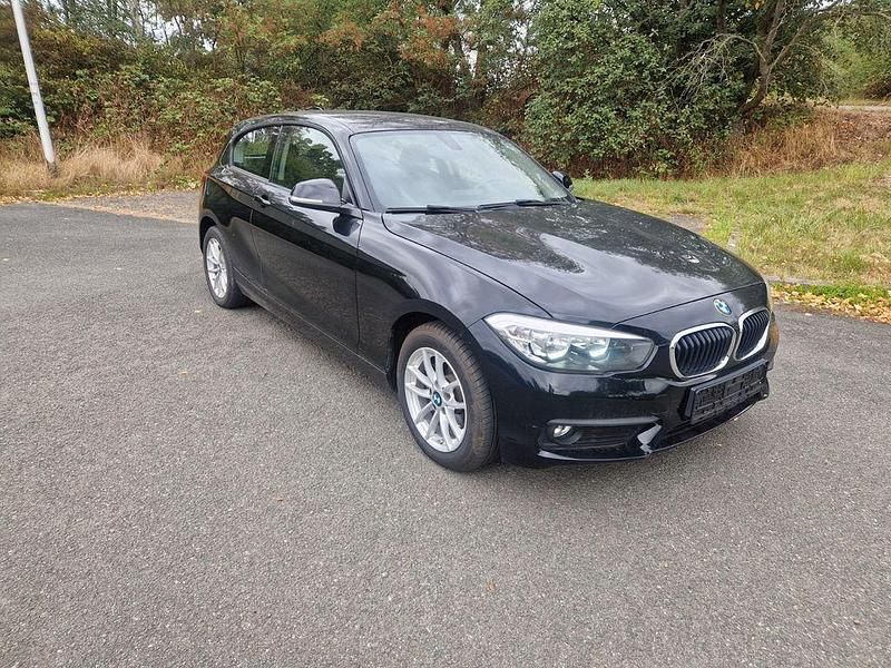 Schwarz Gebraucht 2016 BMW 116 Kleinwagen | 6.850 € (Superpreis) - Bild 1/4