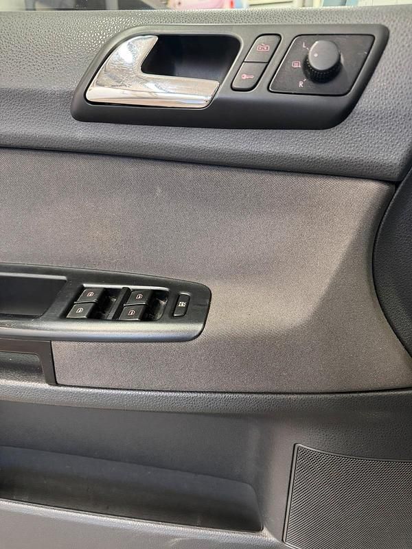 Gebraucht VW Polo Cricket 64 PS (47 kW) 2005 Grau Kleinwagen