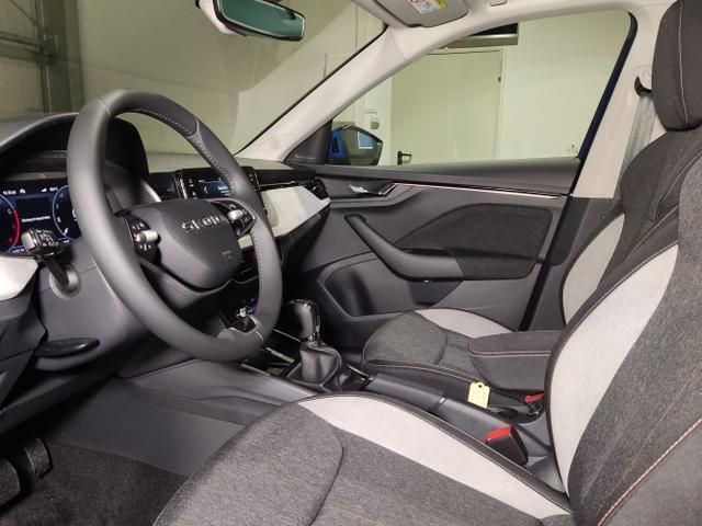 Neu Skoda Kamiq Premium Edition 150 PS (110 kW) 2025 Black magic perleffect black magic perleffect SUV