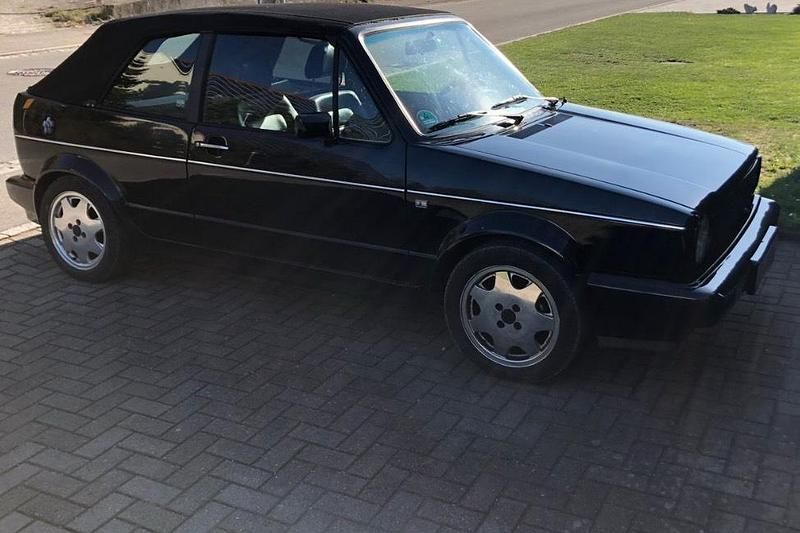 Gebraucht VW Golf Cabriolet Classicline 98 PS (72 kW) 1993 Schwarz Cabrio