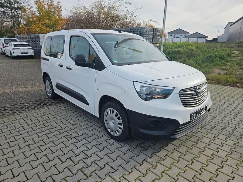 Gebraucht Opel Combo 102 PS (75 kW) 2021 Weiß Van / Kleinbus
