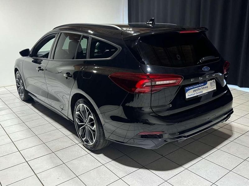 Gebraucht Ford Focus ST-Line 155 PS (114 kW) 2023 Schwarz Kombi