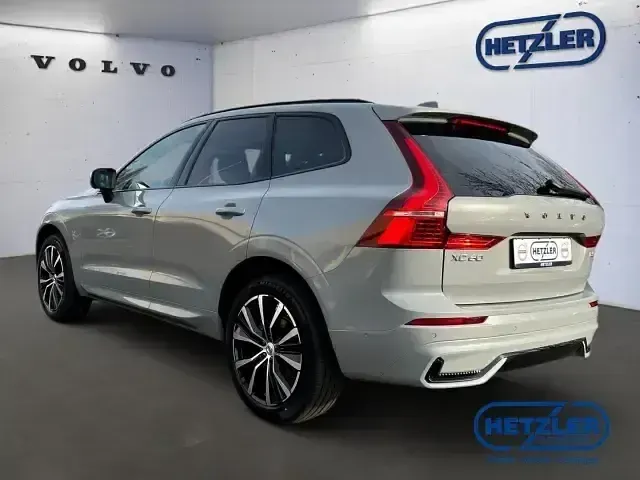 Gebraucht Volvo XC60 Plus 250 PS (183 kW) 2025 Vapour grey / metallic SUV