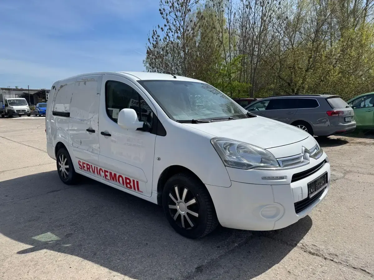 Gebraucht Citroën Berlingo 90 PS (66 kW) 2011 Weiß Van / Kleinbus