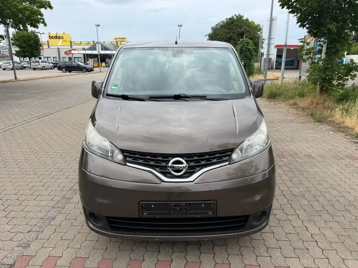 Gebraucht Nissan NV200 110 PS (80 kW) 2015 Braun Van / Kleinbus